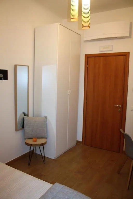 Affittacamere I Gatti Delle 5 Terre La Spezia 2*,  Italy
